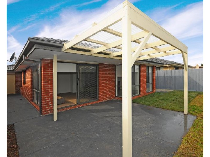 17 Carrum Woods Drive, Carrum Downs VIC 3201