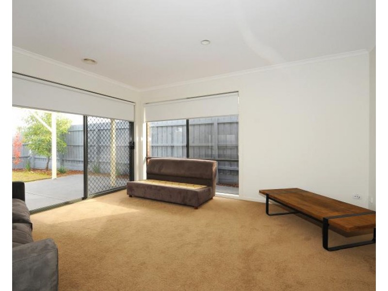 17 Carrum Woods Drive, Carrum Downs VIC 3201