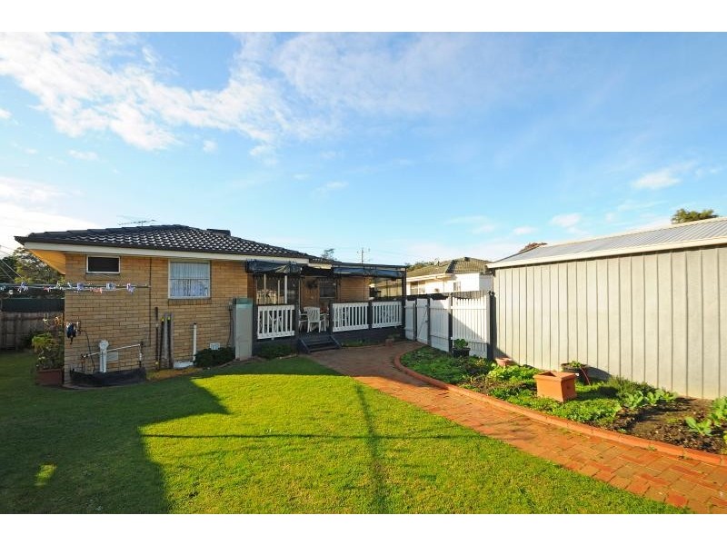 44 Tamarisk Drive, Frankston North VIC 3200
