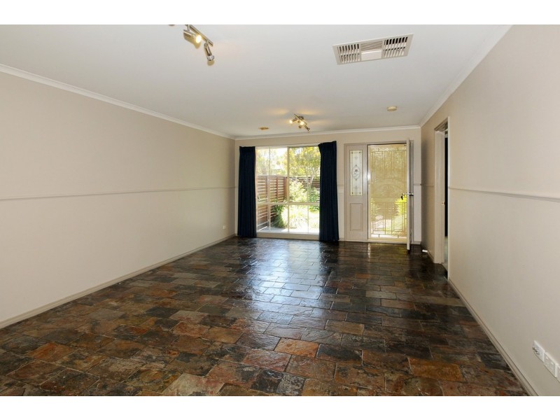 7 Woodvale Drive, Carrum Downs VIC 3201