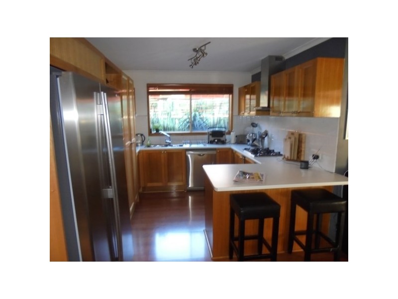 12 John Wedge Wynd, Skye VIC 3977