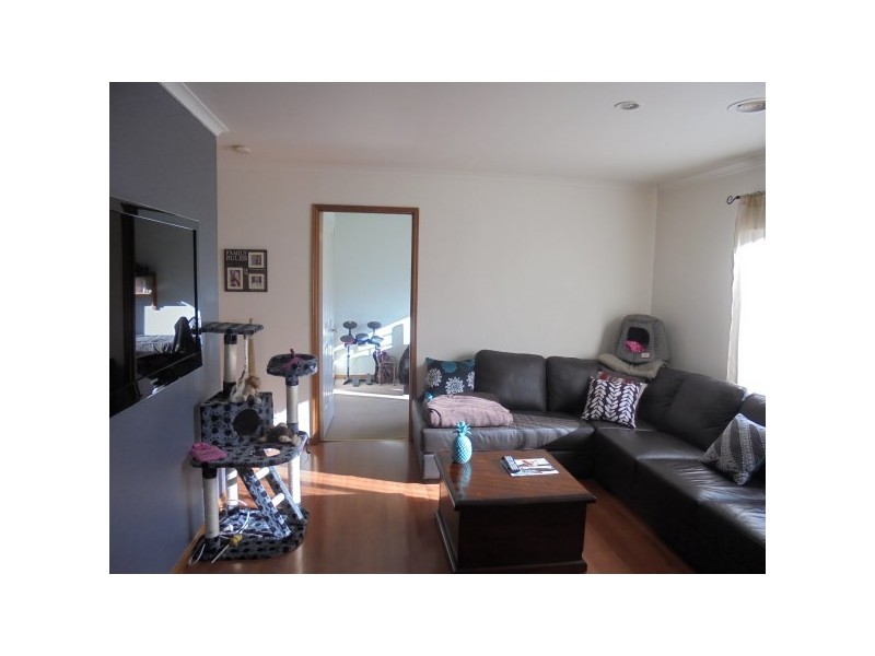 12 John Wedge Wynd, Skye VIC 3977