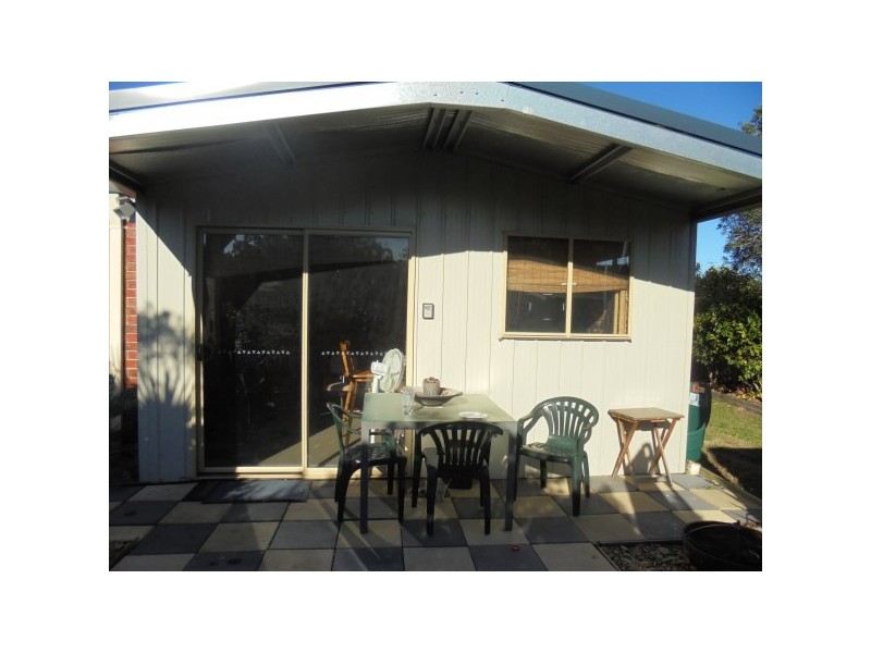 12 John Wedge Wynd, Skye VIC 3977