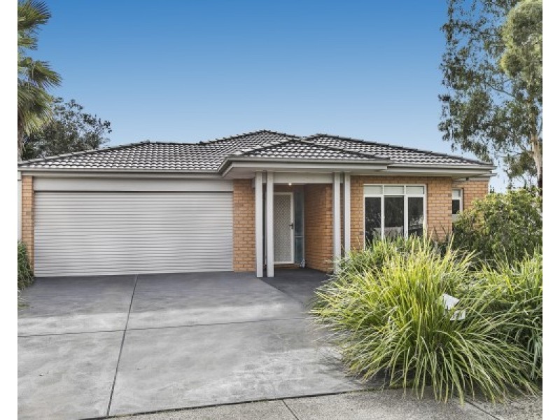 127 Gamble Road, Skye VIC 3977