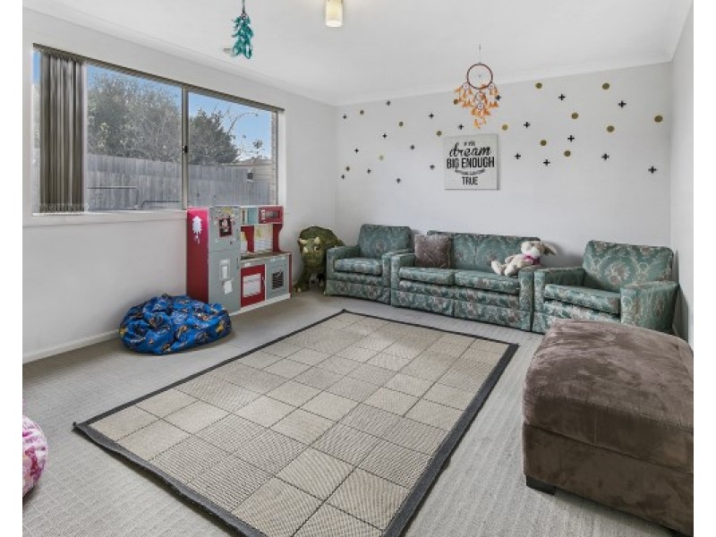 127 Gamble Road, Skye VIC 3977