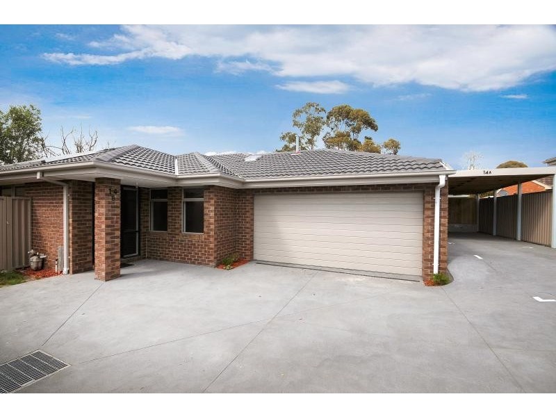 14B Gulwa Ave, Frankston VIC 3199