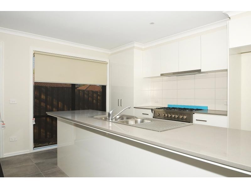 14B Gulwa Ave, Frankston VIC 3199