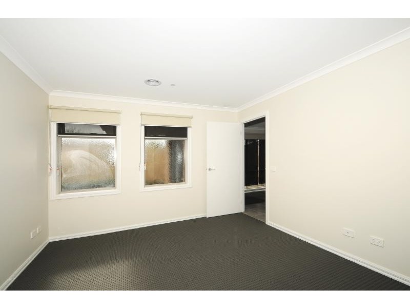 14B Gulwa Ave, Frankston VIC 3199