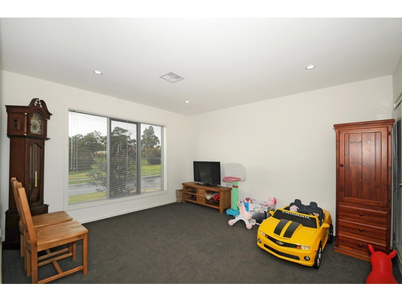 64A Graf Road, Somerville VIC 3912