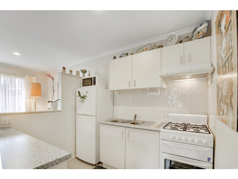 11/4 Foot Street, Frankston VIC 3199