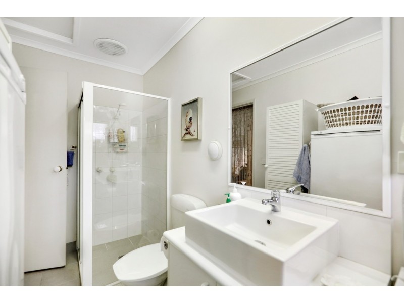 11/4 Foot Street, Frankston VIC 3199