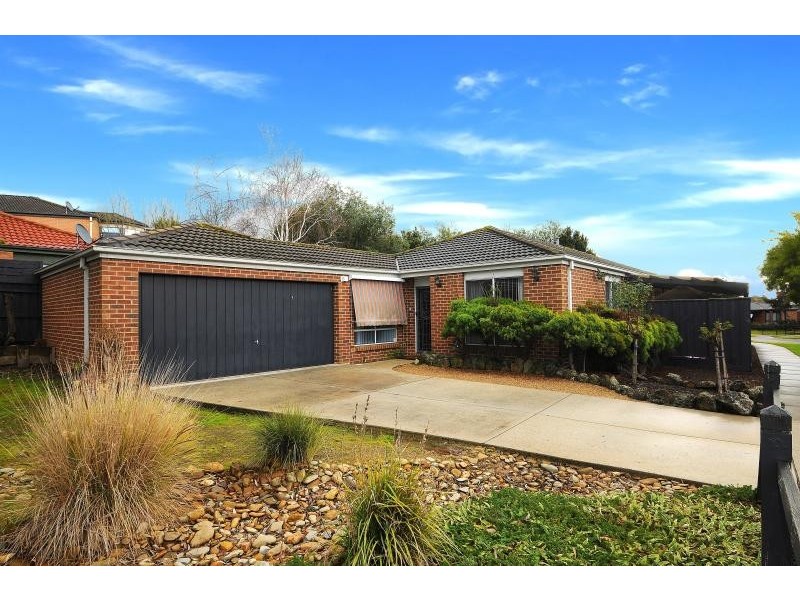14 Overall Drive, Skye VIC 3977