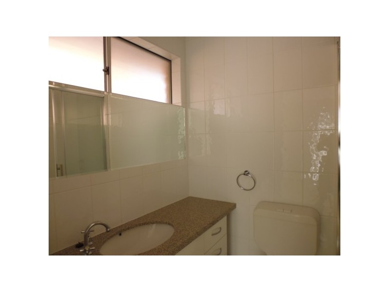 11 Linda Drive, Cranbourne West VIC 3977