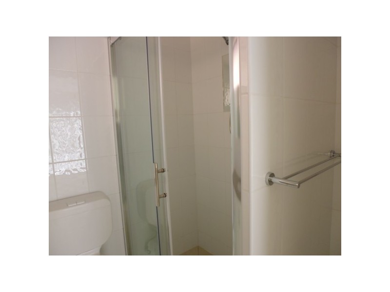 11 Linda Drive, Cranbourne West VIC 3977