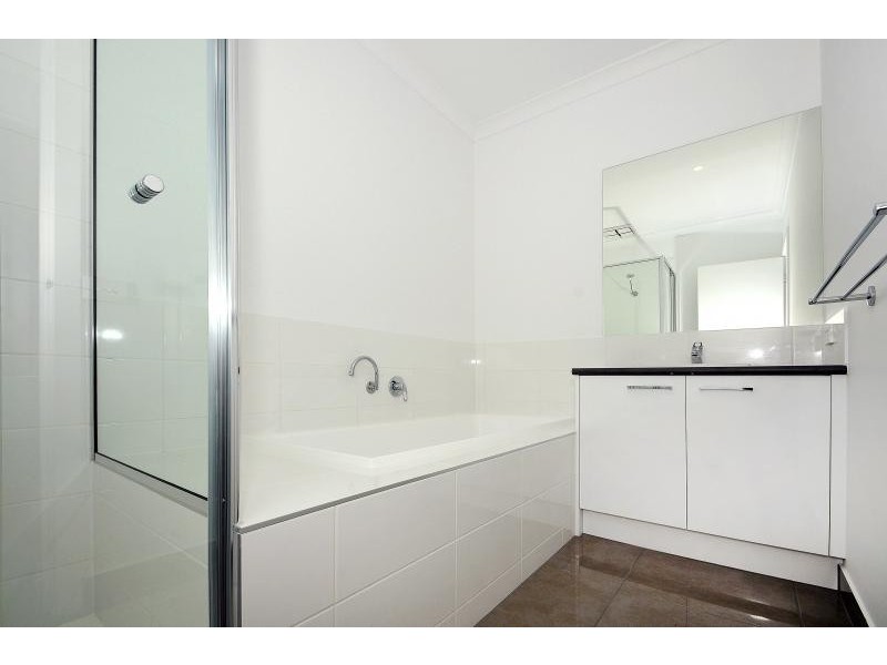 24 Raneen Drive, Langwarrin VIC 3910