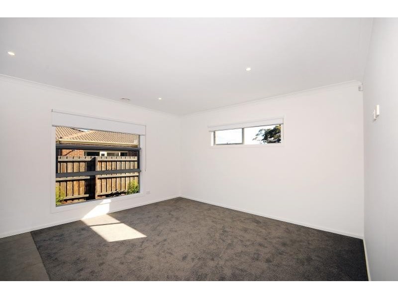 24 Raneen Drive, Langwarrin VIC 3910