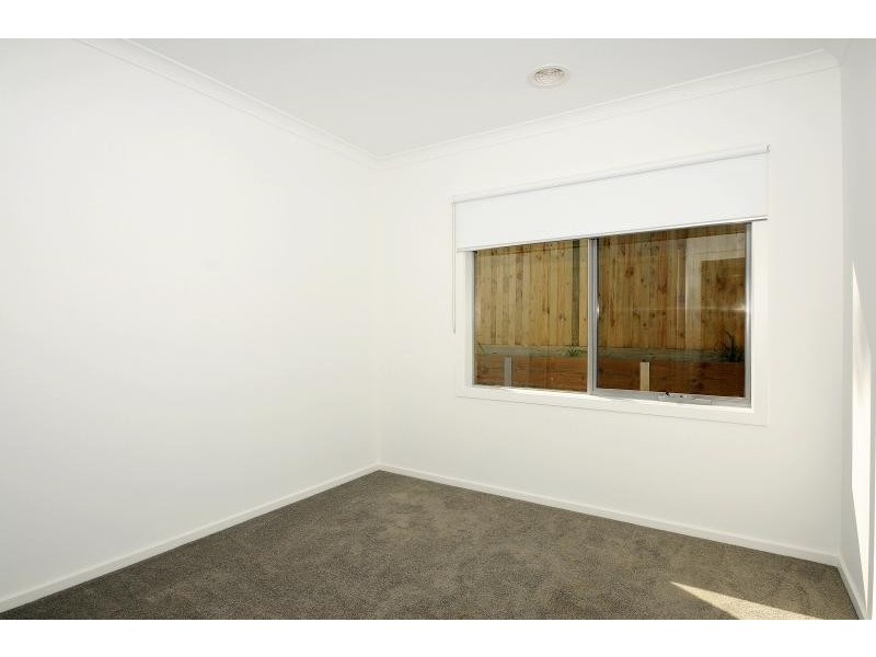 24 Raneen Drive, Langwarrin VIC 3910