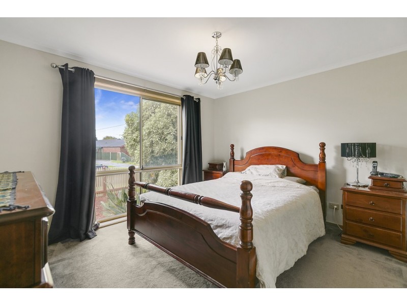 49 Rangeview Drive, Skye VIC 3977