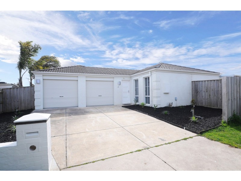 2 Oleander Court, Skye VIC 3977