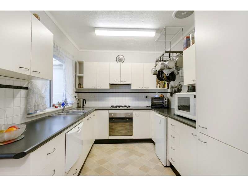 12 Hodges Street, Seaford VIC 3198