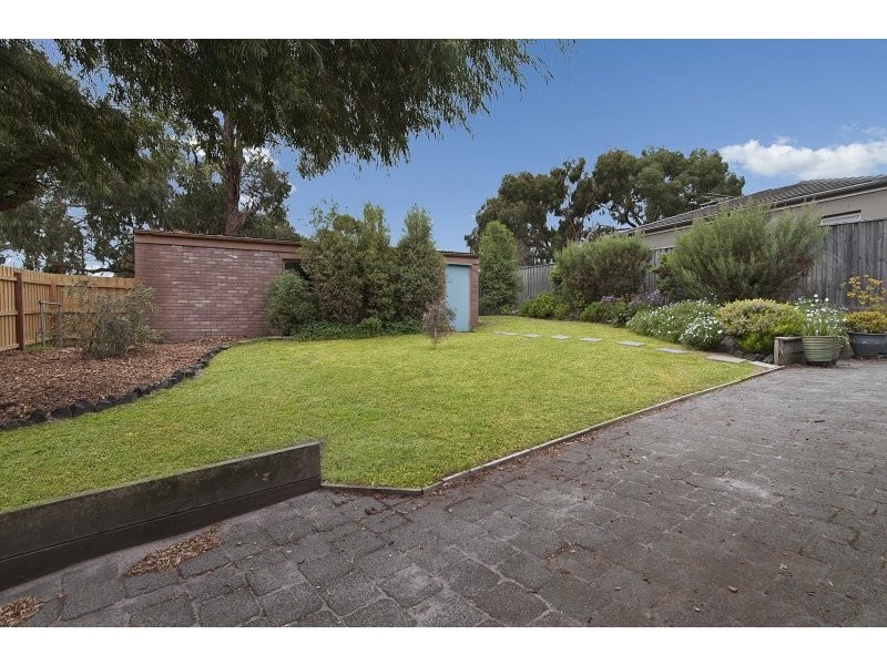 73 Centenary Street, Seaford VIC 3198