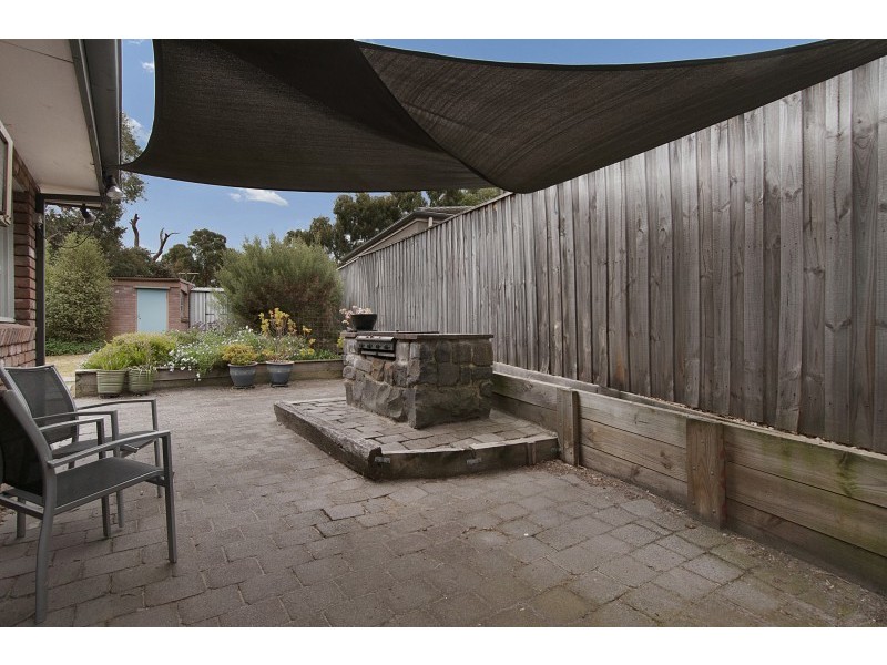 73 Centenary Street, Seaford VIC 3198