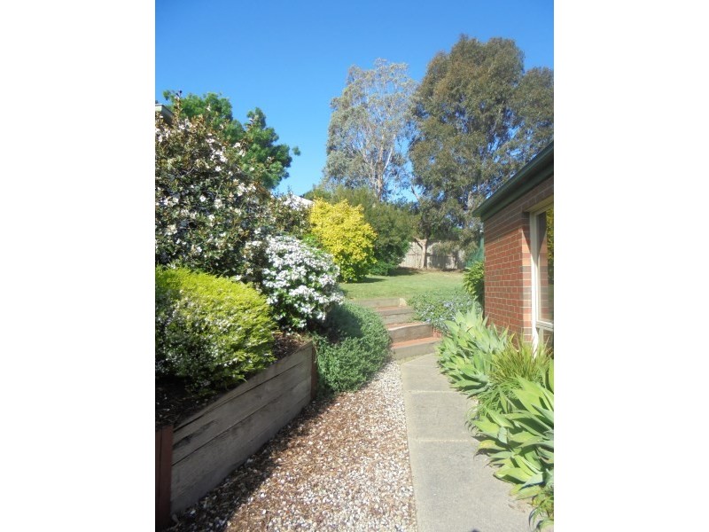 3 Adelaide Close, Berwick VIC 3806