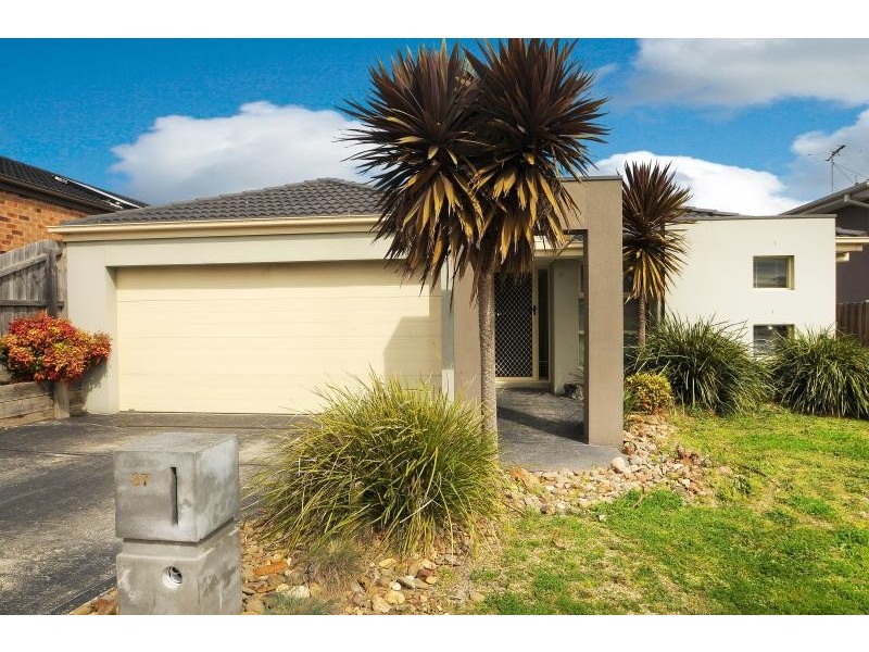 37 Marthas Ridge Drive, Mount Martha VIC 3934
