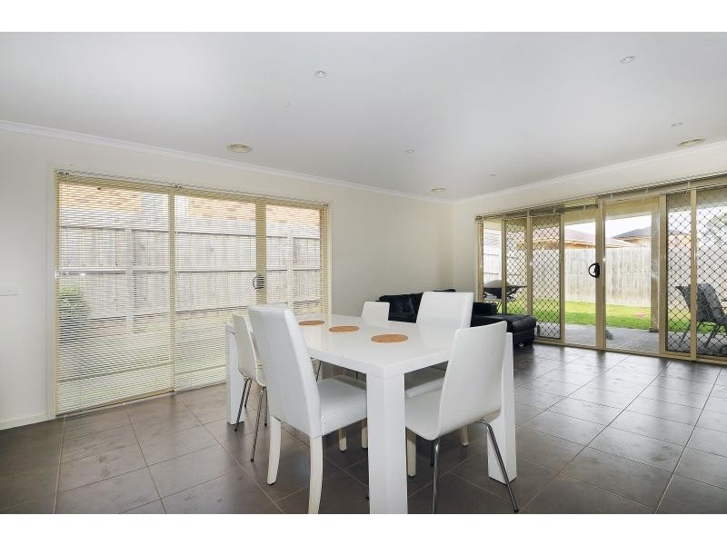 37 Marthas Ridge Drive, Mount Martha VIC 3934