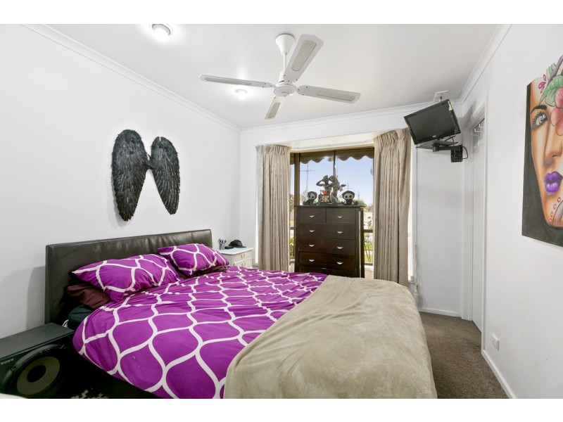 20 Currawong Drive, Carrum Downs VIC 3201