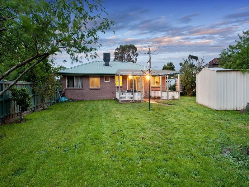 44 Greenwood Drive, Carrum Downs VIC 3201