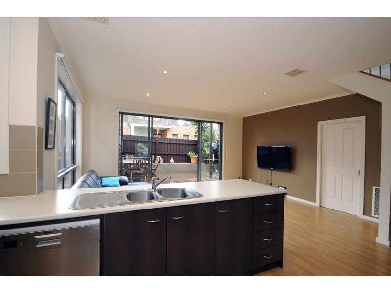 2/31 Culcairn Drive, Frankston South VIC 3199