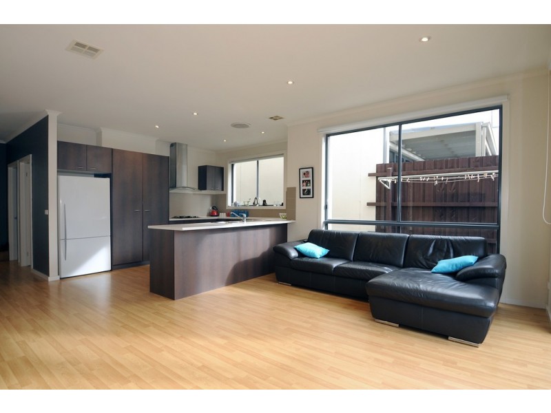 2/31 Culcairn Drive, Frankston South VIC 3199