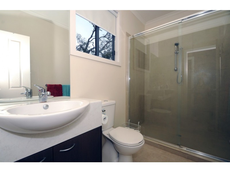 2/31 Culcairn Drive, Frankston South VIC 3199