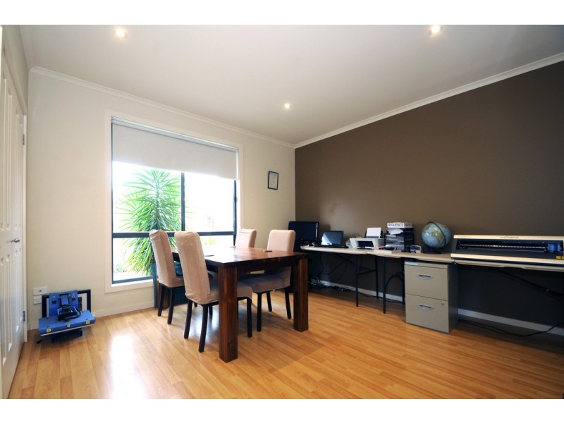 2/31 Culcairn Drive, Frankston South VIC 3199