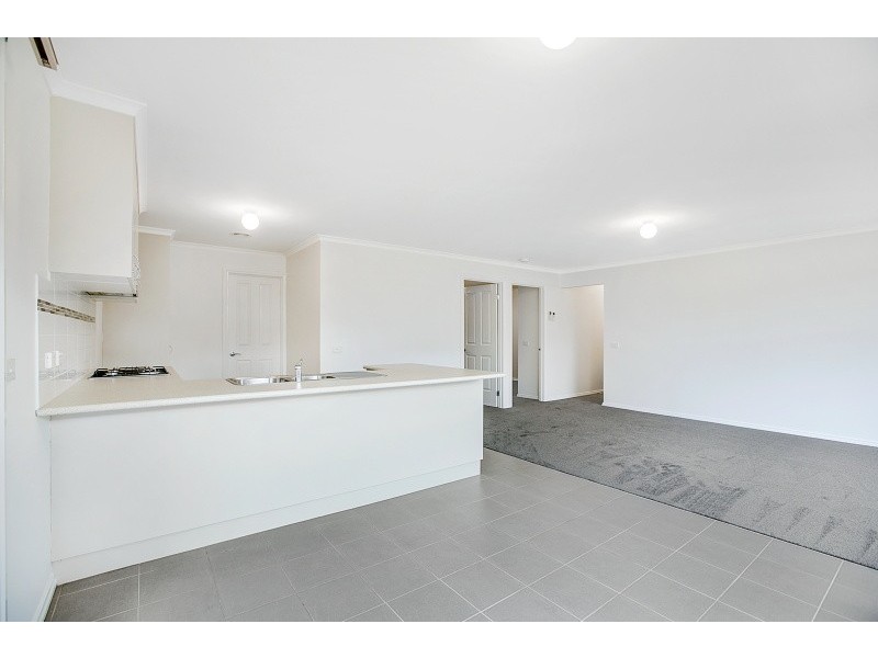 4/63 Clifton Grove, Carrum Downs VIC 3201