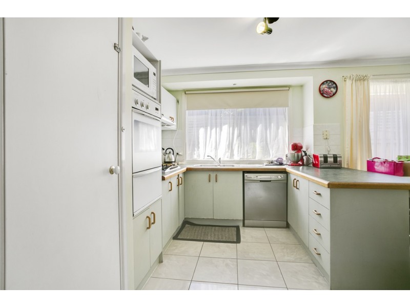 34 Oberon Drive, Carrum Downs VIC 3201