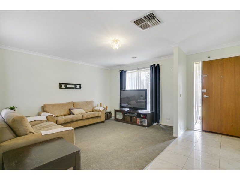 34 Oberon Drive, Carrum Downs VIC 3201