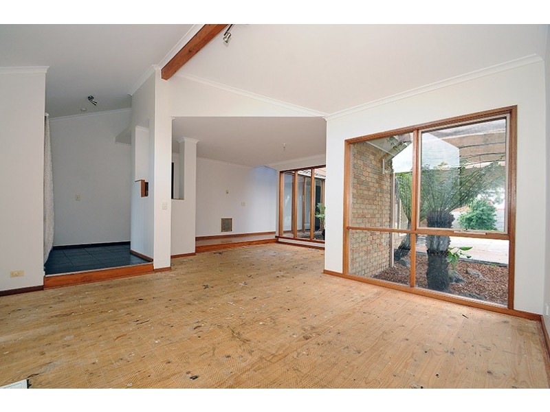 19 Rodney Court, Skye VIC 3977