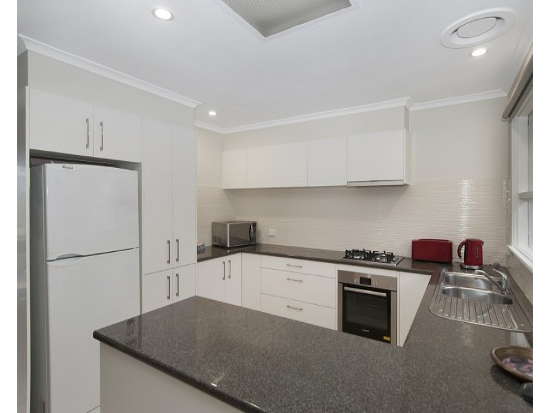 73 Centenary Street, Seaford VIC 3198