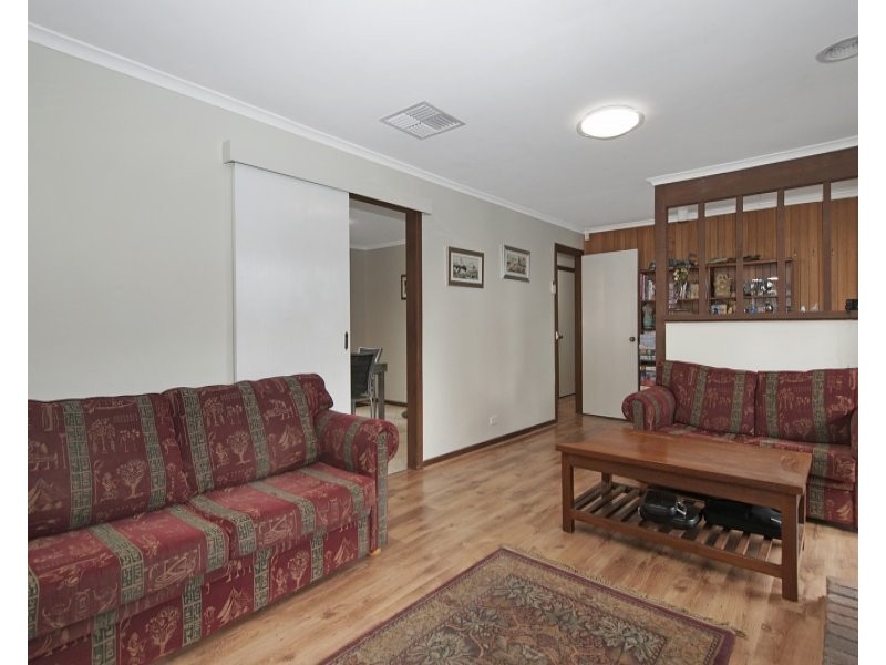73 Centenary Street, Seaford VIC 3198