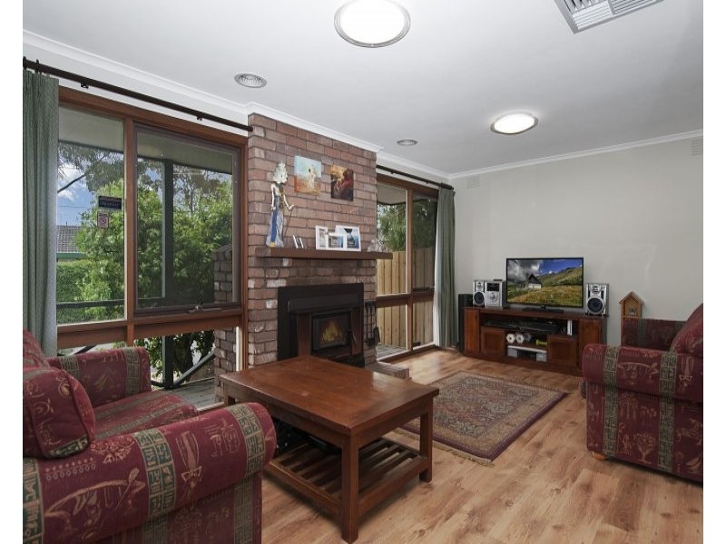 73 Centenary Street, Seaford VIC 3198