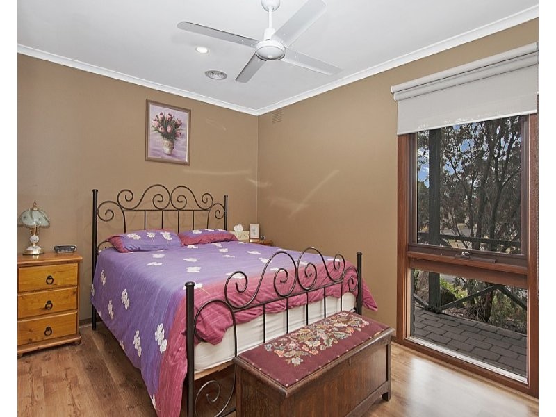 73 Centenary Street, Seaford VIC 3198