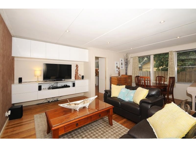 68 Monterey Boulevard, Frankston North VIC 3200