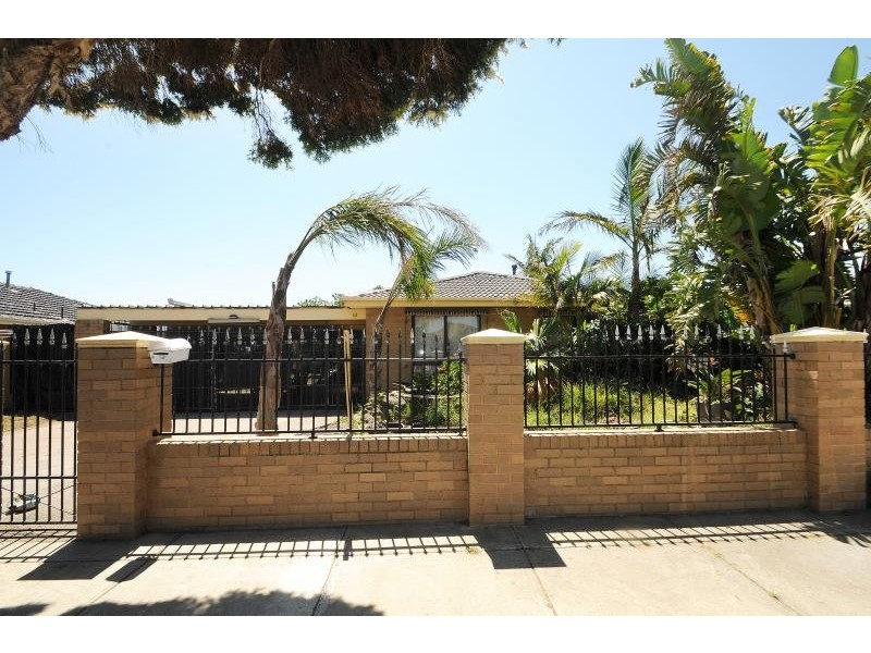 13 Ashworth Drive, Seaford VIC 3198