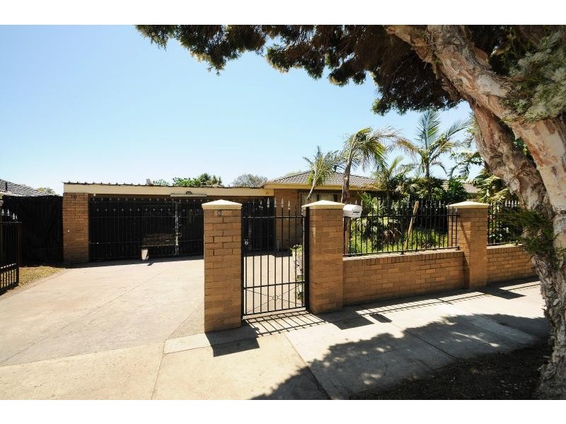 13 Ashworth Drive, Seaford VIC 3198