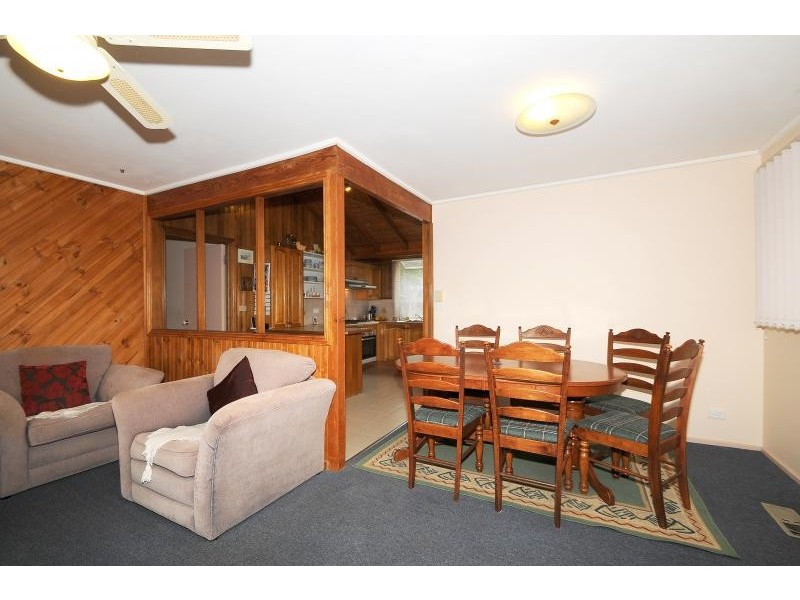 41 Karingal Drive, Frankston VIC 3199