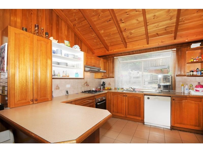 41 Karingal Drive, Frankston VIC 3199