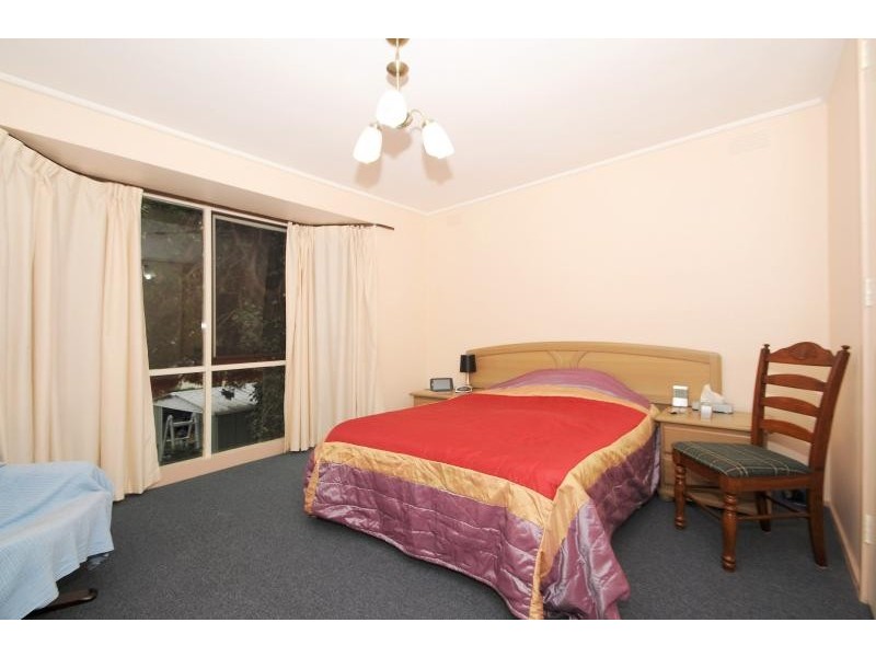41 Karingal Drive, Frankston VIC 3199