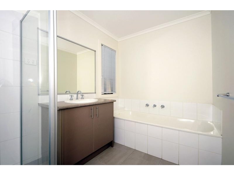 19 Carrum Woods Drive, Carrum Downs VIC 3201